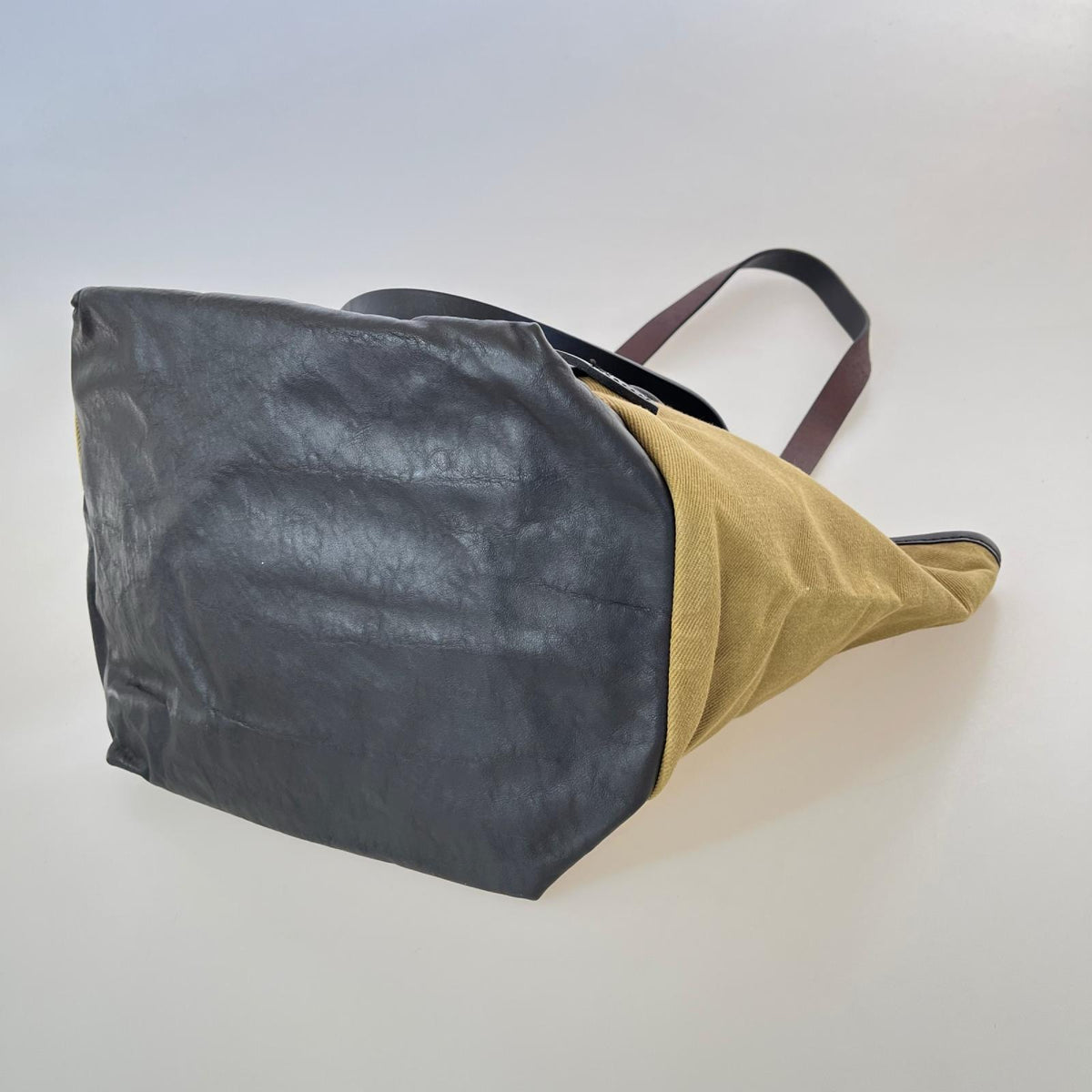 その他バッグ ﾚｻﾞｰ切替/ｷｬﾝﾊﾞｽ/ﾄｰﾄ/ﾍﾞｰｼﾞｭ ベージュ
