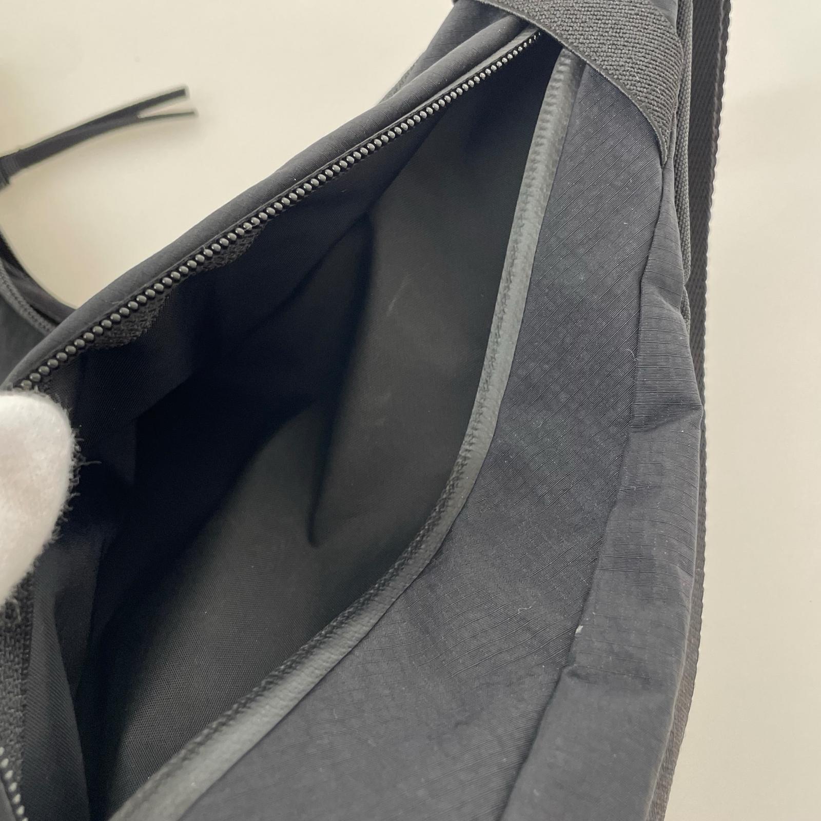 ショルダーバッグ SEALSON M1Crossbody ブラック ブラック