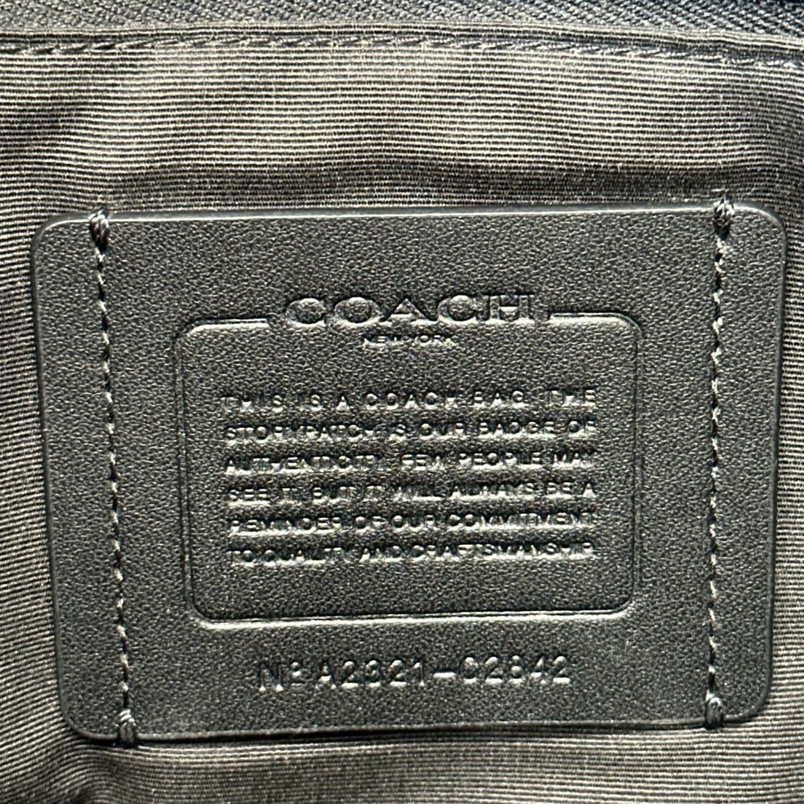 COACH C2482 ショルダーバッグ 黒 レザー
