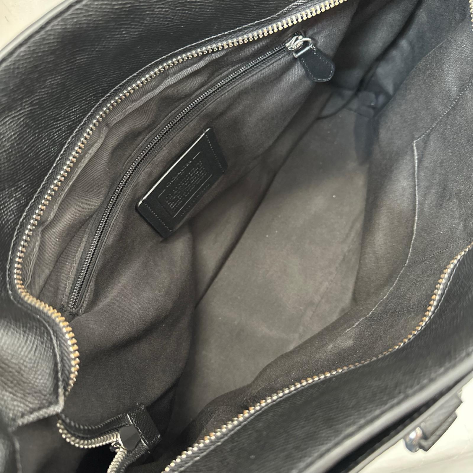 COACH C2482 ショルダーバッグ 黒 レザー