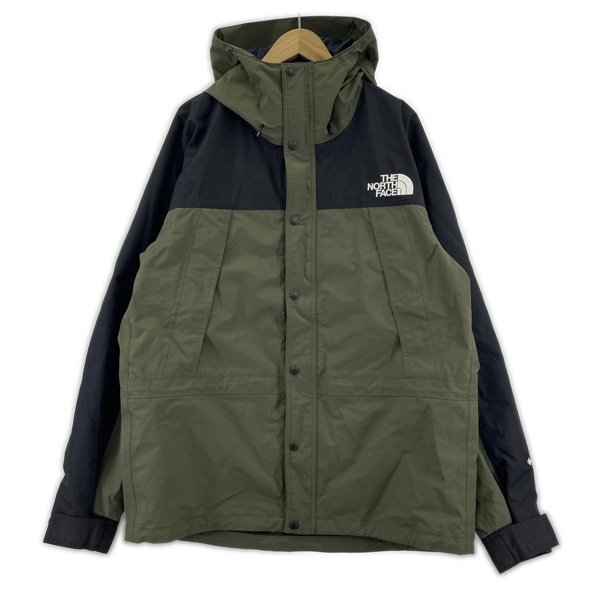 マウンテンパーカー Mountain Light Jacket/XL/NP62450 グリーン