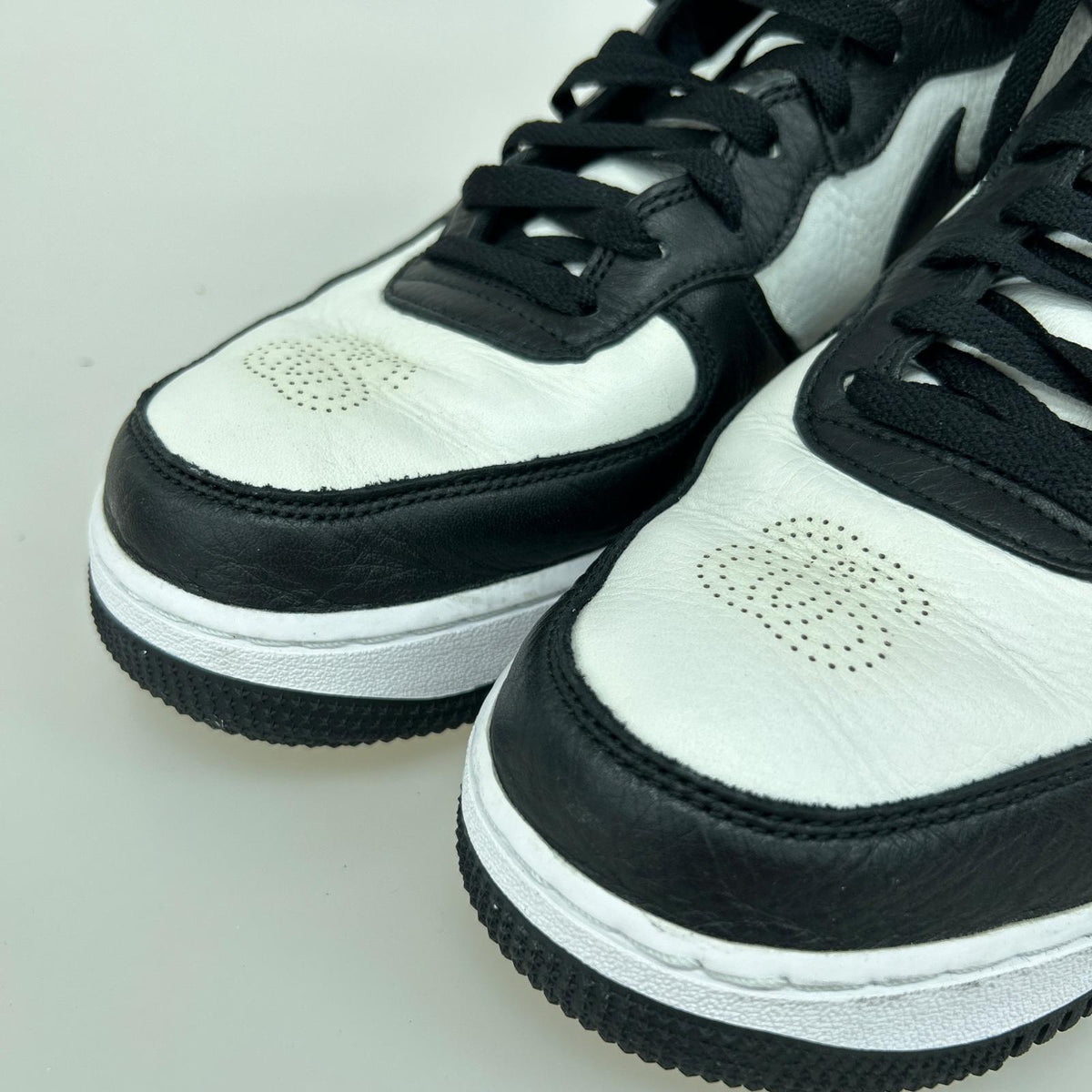 スニーカー AIR FORCE 1 '07 MID SP DJ7840-001 28cm ホワイト 28cm (US10 UK9 1/2 EU46)
