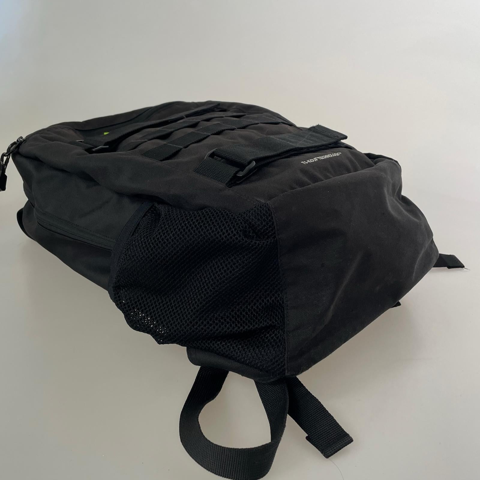 リュック・デイパック MISSON BACKPACK 黒 ブラック