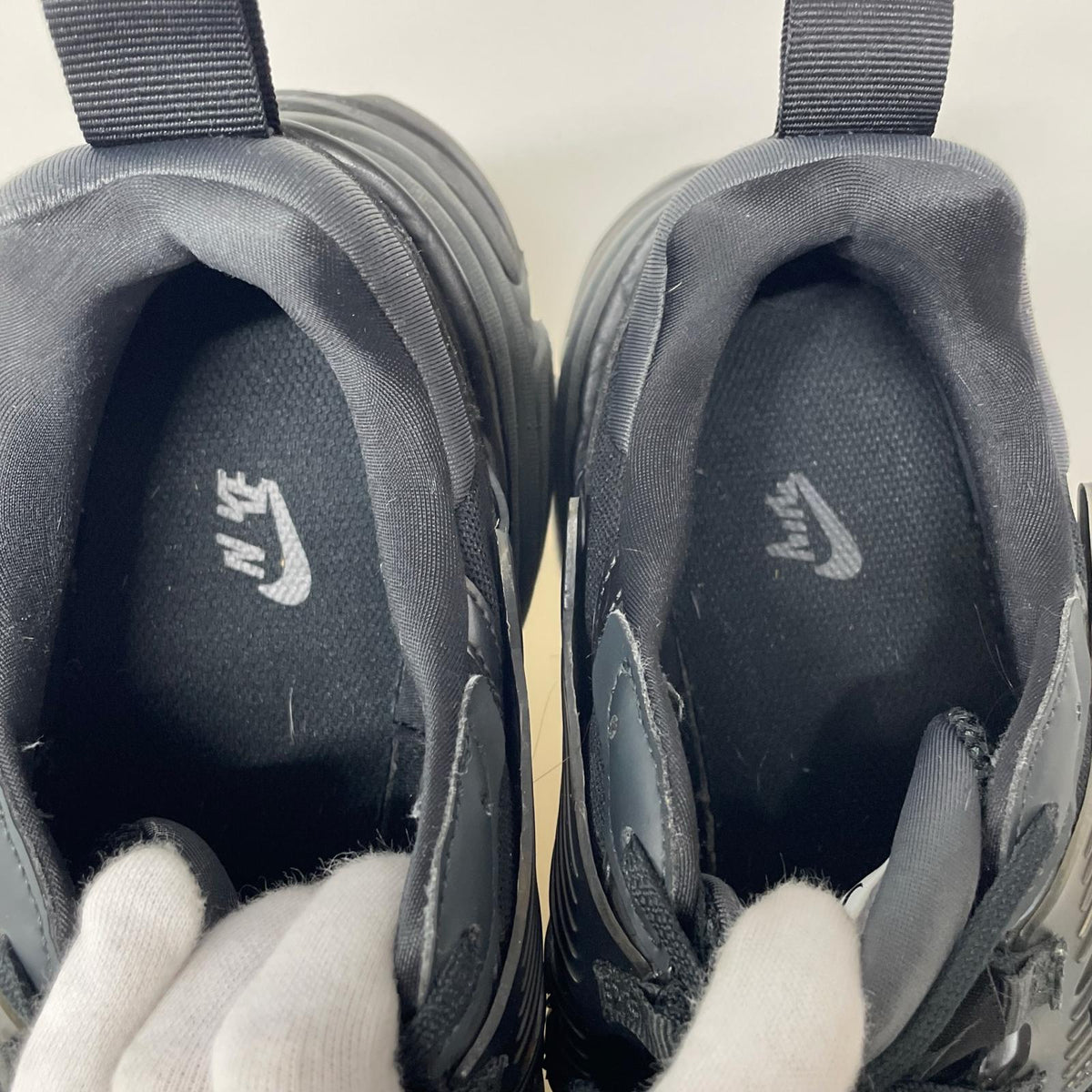 スニーカー V2K RUN BLACK/DK SMOKE GREY 29cm 29cm (US11 UK10 1/2 EU48) ブラック