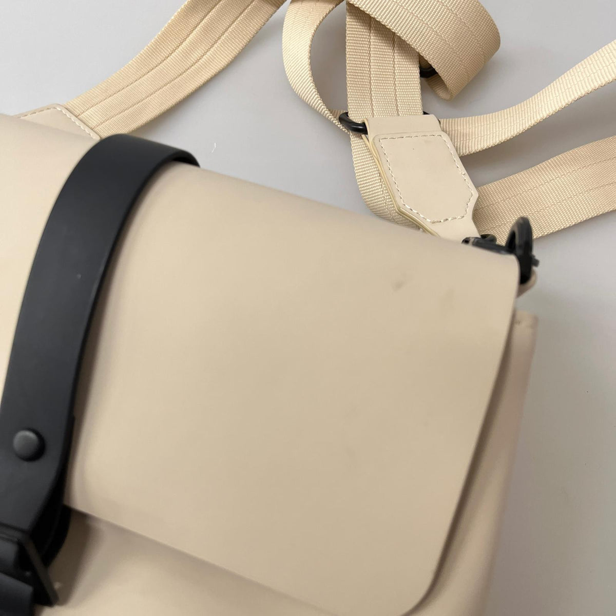 ボディバッグ Gaston Luga SplashCrossBodyBag ベージュ ベージュ