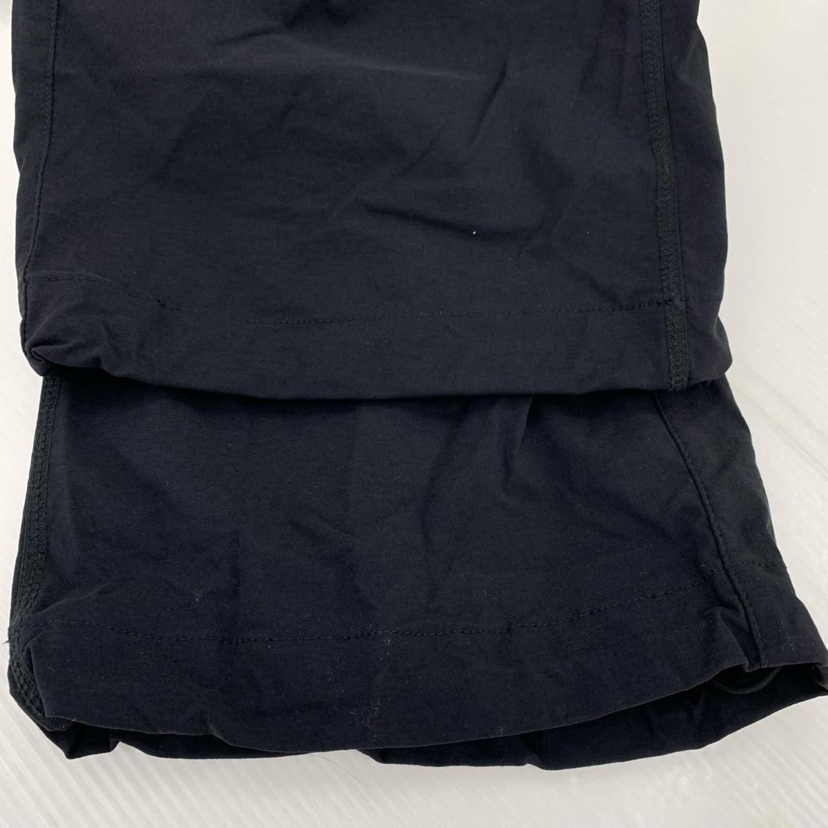 パンツ TECH WOVEN OPEN HEM PANT/サイズS S ブラック