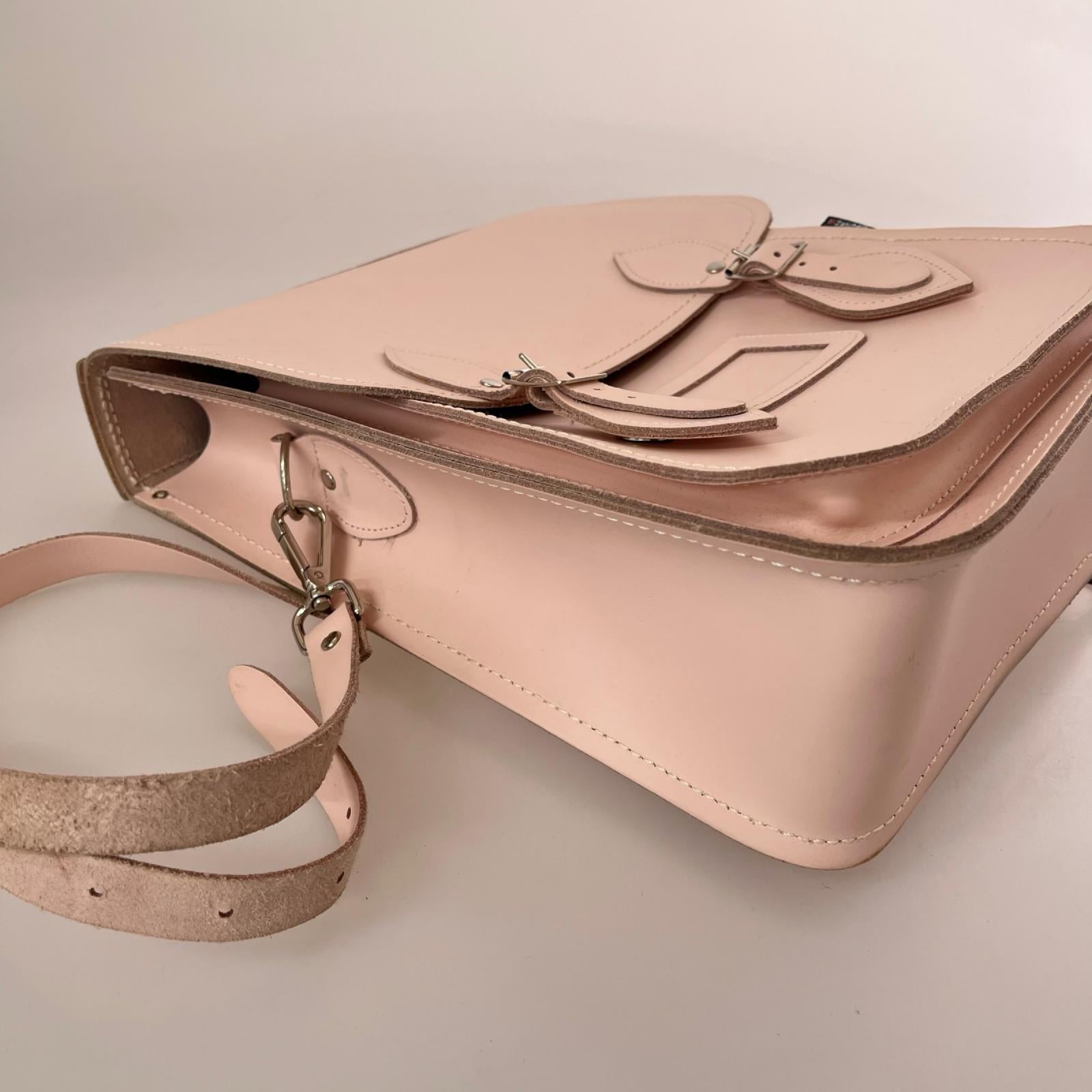 リュック・デイパック Zatchels シティバックパック ピンク