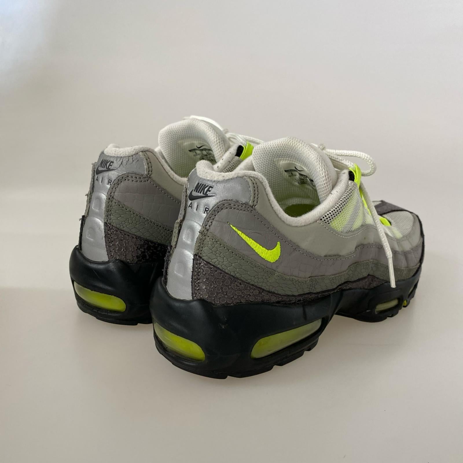 スニーカー 観賞用 AIR MAX 95 OG Neon Safari 759986-071 加水分解の可能性あり 27cm (US9 UK8 1/2 EU44) グレー