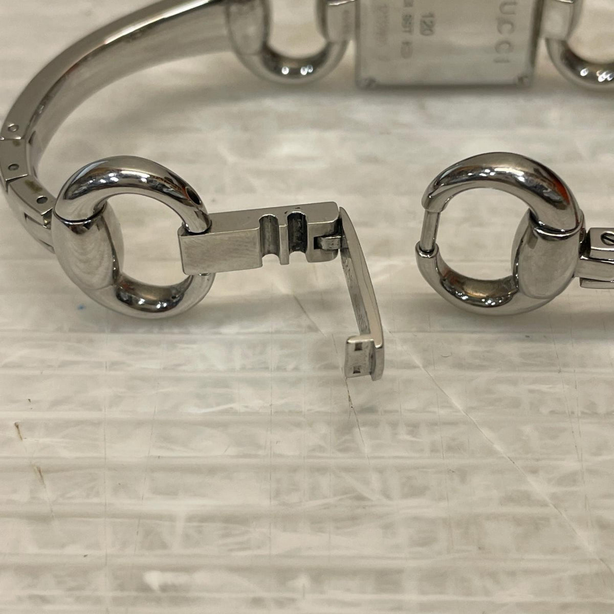 GUCCI トルナブォーニ　4P 腕時計 YA120507/120 腕時計