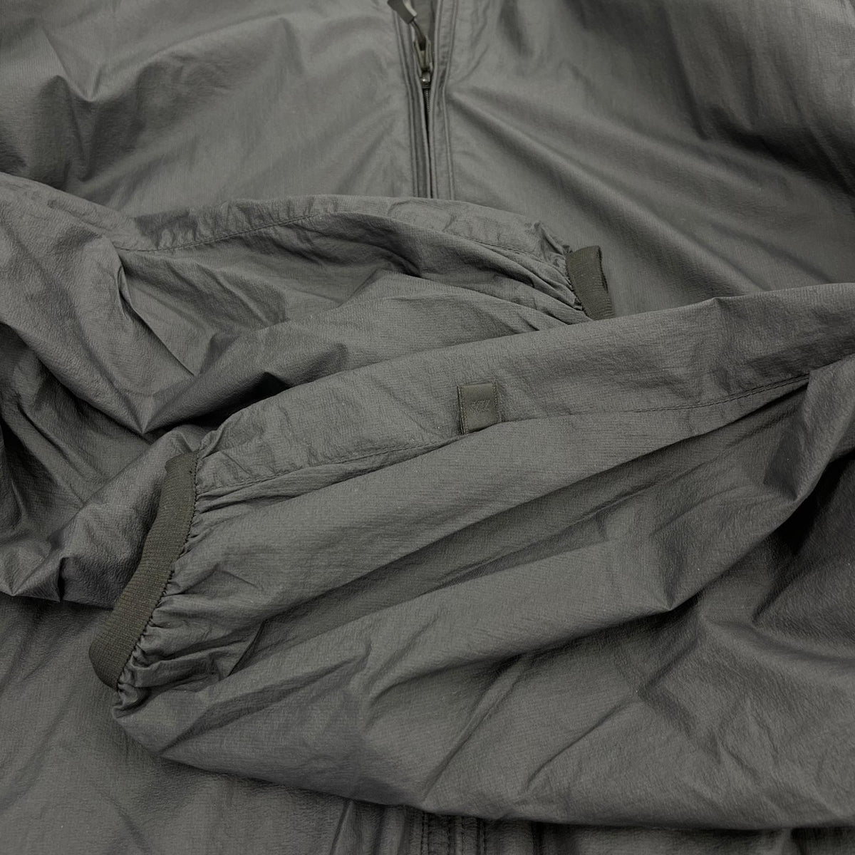 ジャケット TECH REVERSIBLE WIND SHIELD JACKET 黒 (S) S ブラック