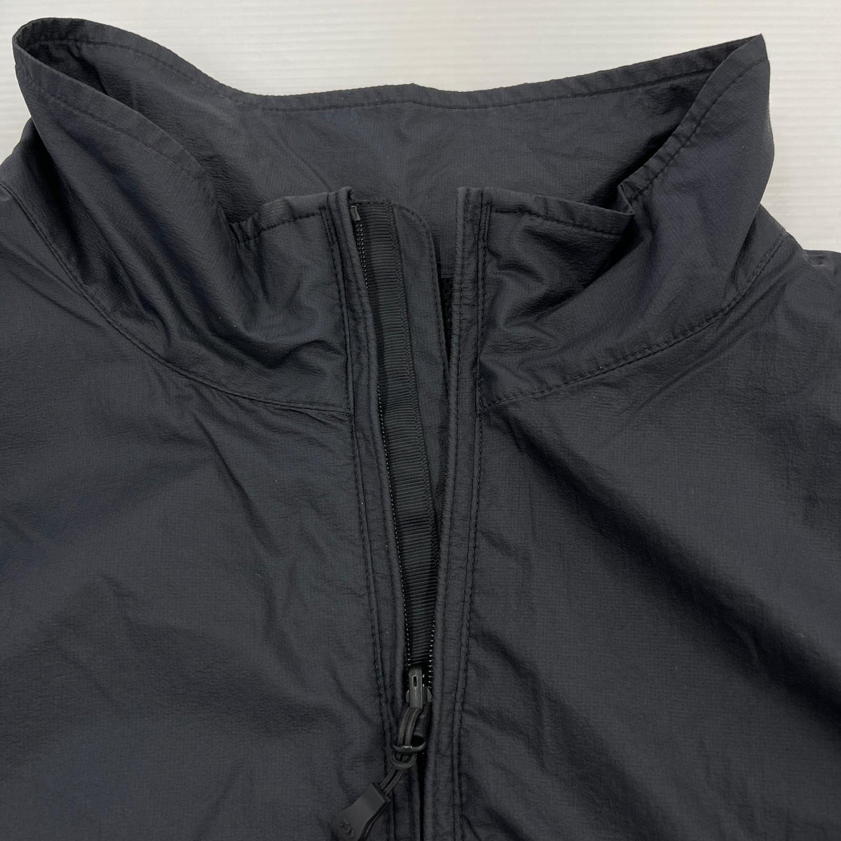 長袖シャツ TECH REVERSIBLE WIND SHIELD VEST 黒 M ブラック