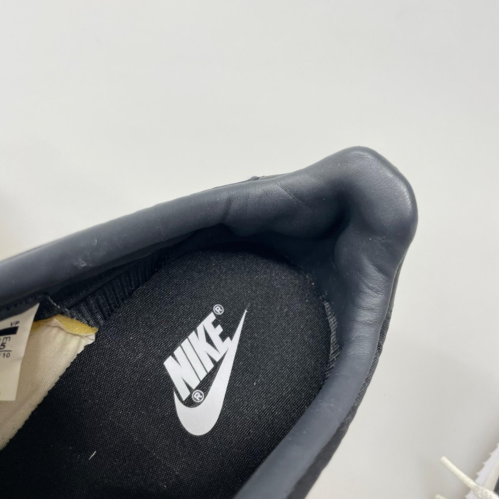 スニーカー CLASSIC CORTEZ NYLON 09（25） 25cm (US7 UK6 1/2 EU40) ブラック