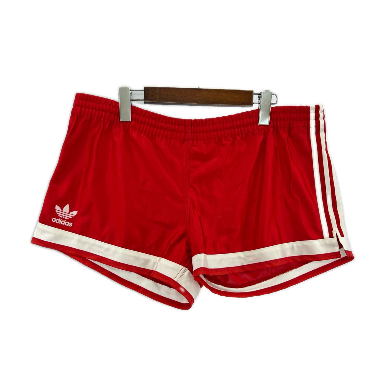 ショートパンツ ﾃﾞｻﾝﾄ製 ﾄﾗｯｸ（L）ﾚｯﾄﾞ L レッド