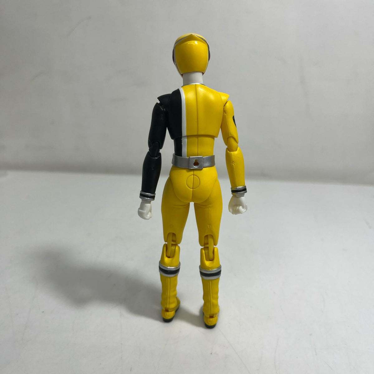 S.H.フィギュアーツ 特捜戦隊デカレンジャー デカイエロー （魂ウェブ限定） 特捜戦隊デカレンジャー バンダイ フィギュア/グッズ