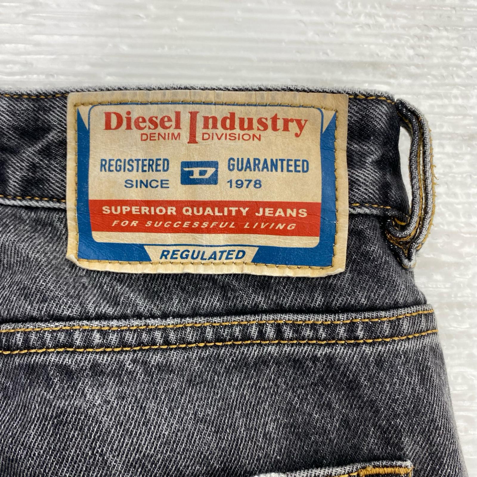 デニムパンツ DIESEL ﾀﾞﾒｰｼﾞﾜｲﾄﾞﾊﾟﾝﾂ 32 ブラック