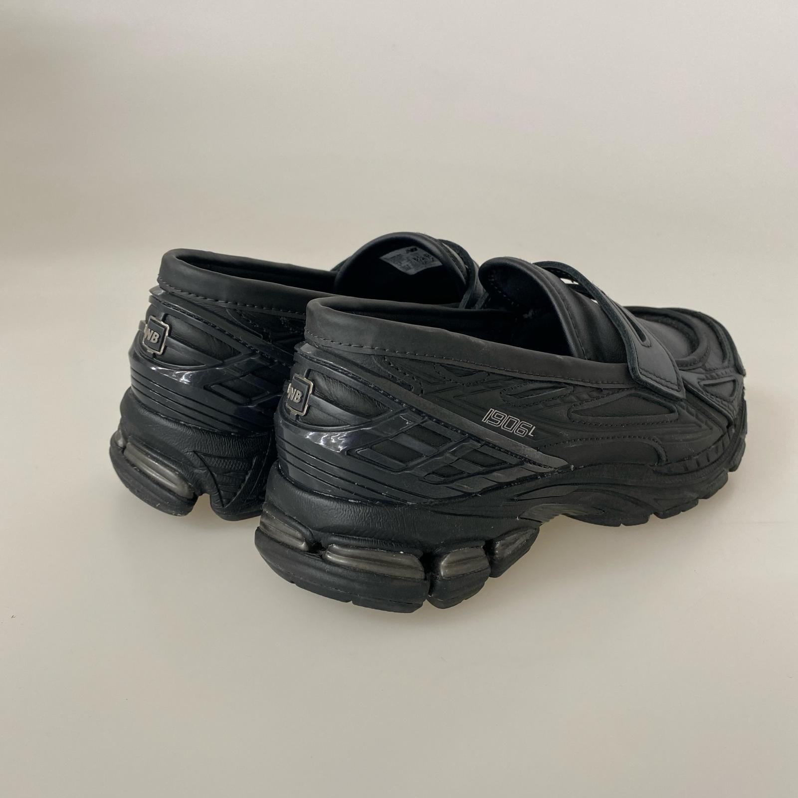 スニーカー U1906LBN/ローファー/黒/US7.5 ブラック