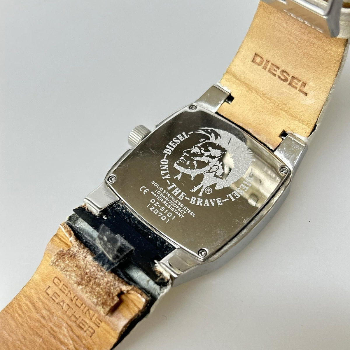 腕時計 DZ-5101 白 ホワイト