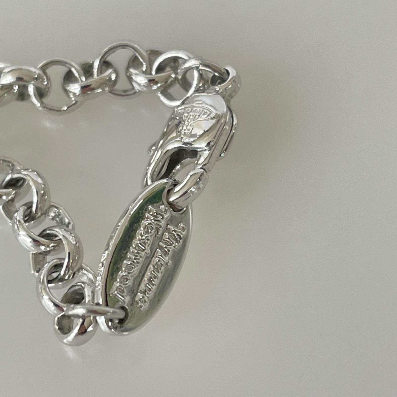 ネックレス Vivienne Westwood ｽﾓｰﾙｵｰﾌﾞﾈｯｸﾚｽ シルバー