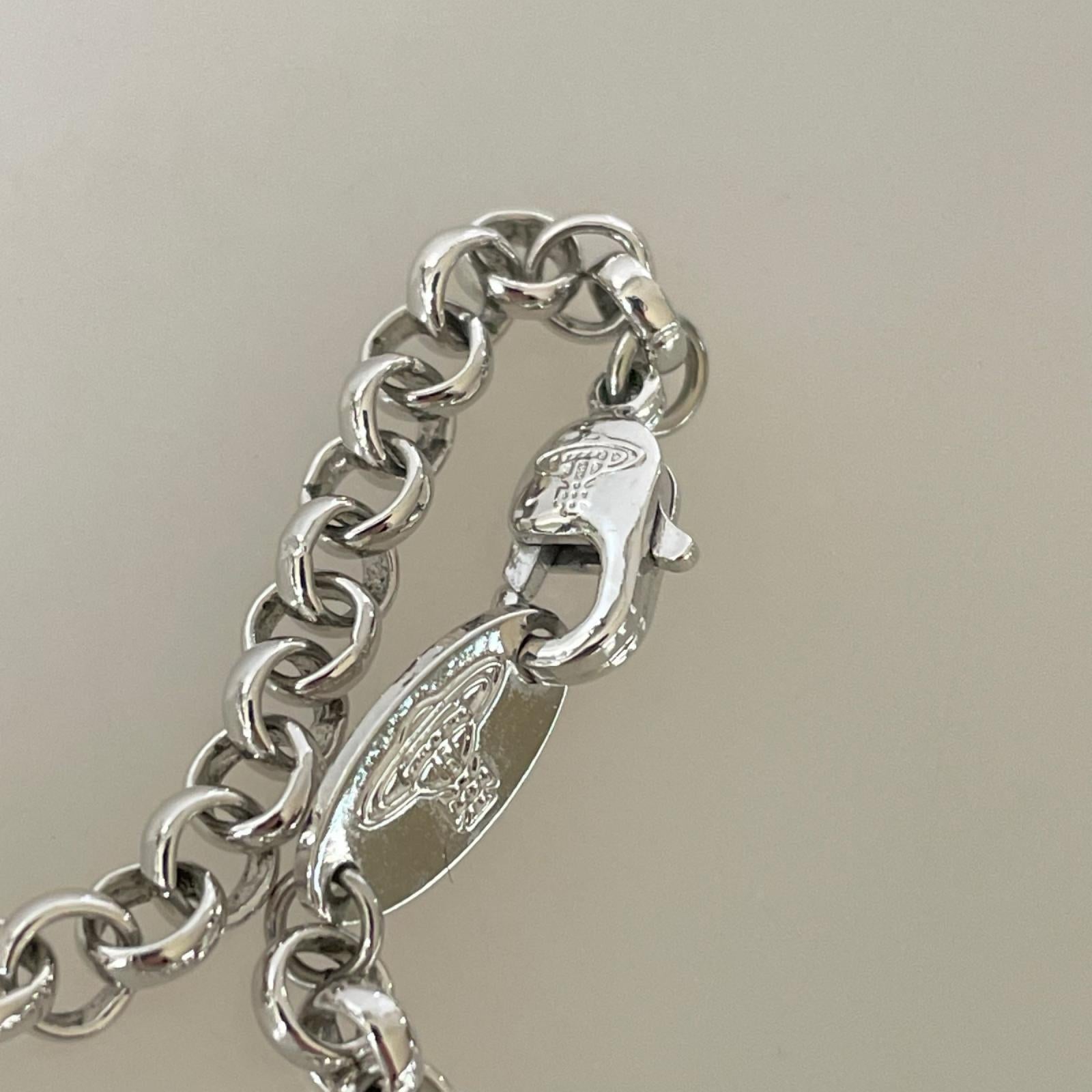 ネックレス Vivienne Westwood ｽﾓｰﾙｵｰﾌﾞﾈｯｸﾚｽ シルバー