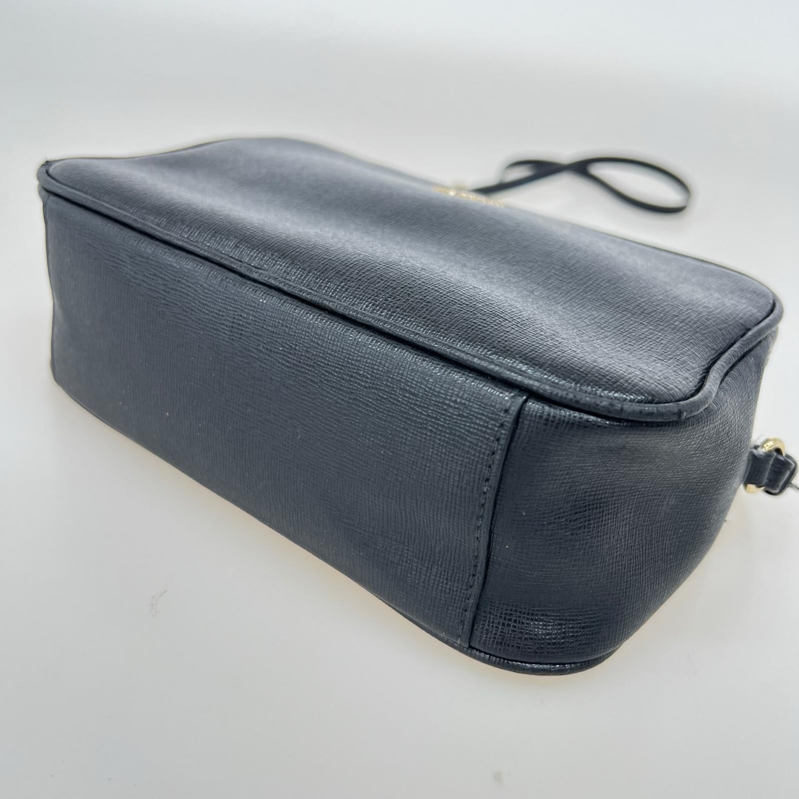 ショルダーバッグ BLACK ブラック