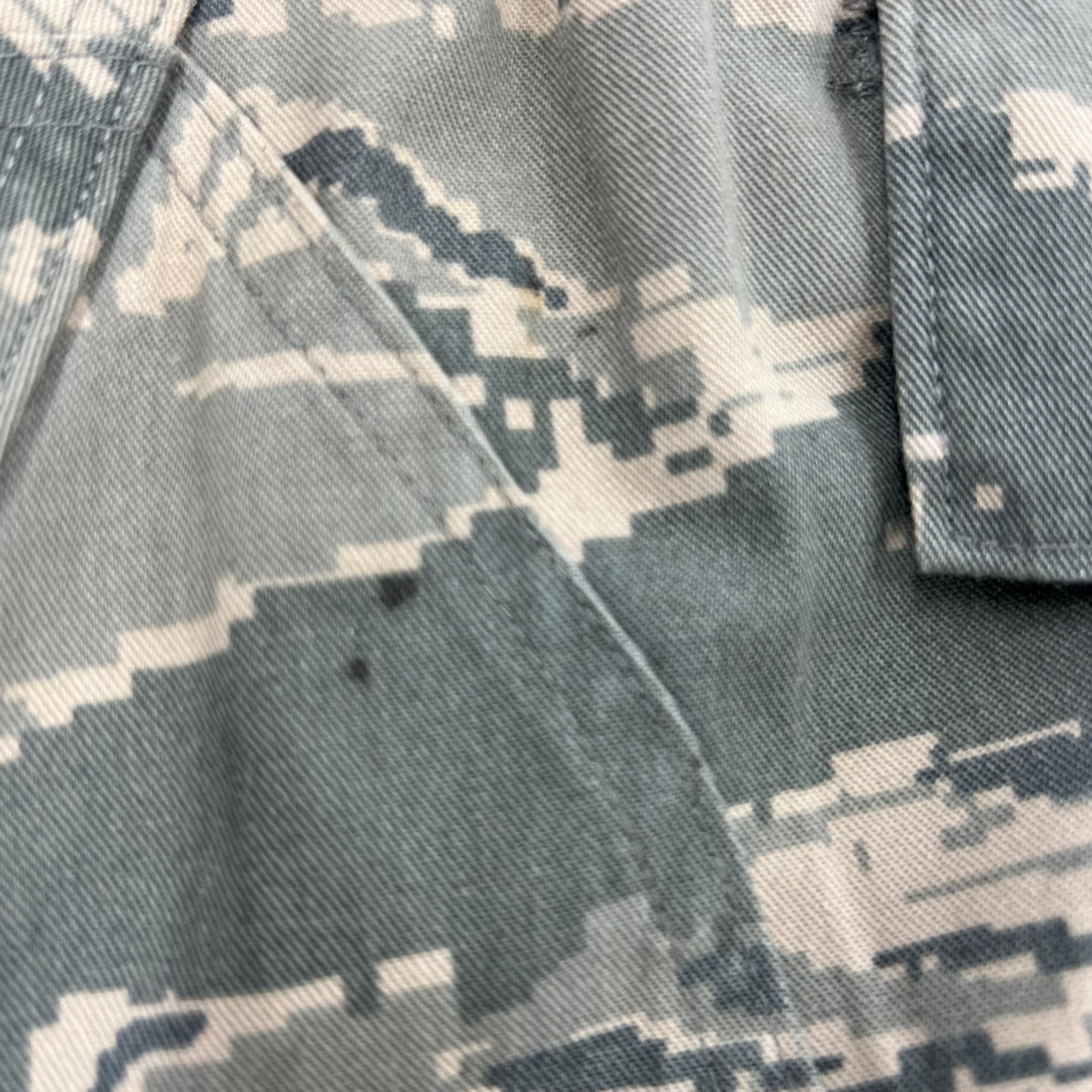 パンツ 米軍 ﾃﾞｼﾞﾀﾙﾀｲｶﾞｰｶﾓ ｶｰｺﾞﾊﾟﾝﾂ (実寸32)