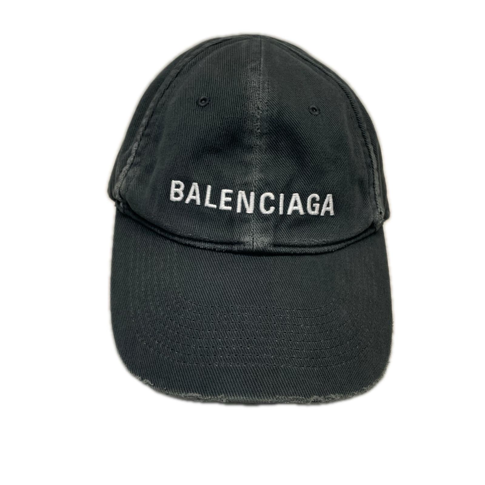 BALENCIAGA ロゴ刺繍　ベースボールキャップ