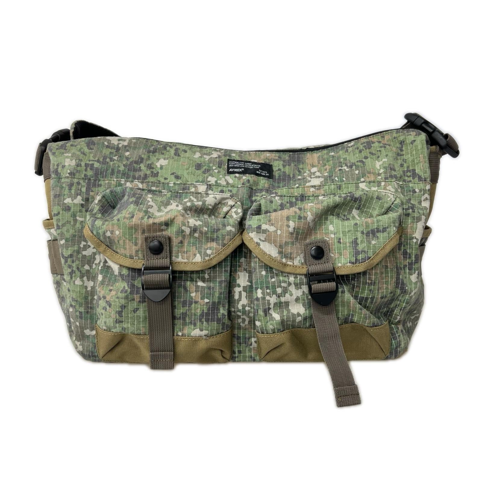 ショルダーバッグ REFLECT RIP BOAT SHAPED SHOULDER