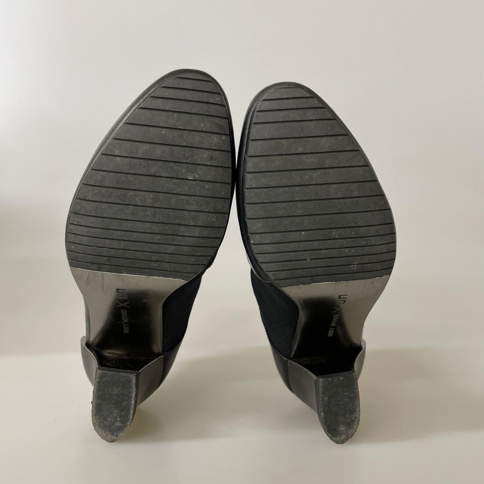 ブーツ ISSEY MIYAKE×UNITED NUDE ﾚｻﾞｰｼｮｰﾄﾌﾞｰﾂ ﾌﾞﾗｯｸ （38） 38 ブラック