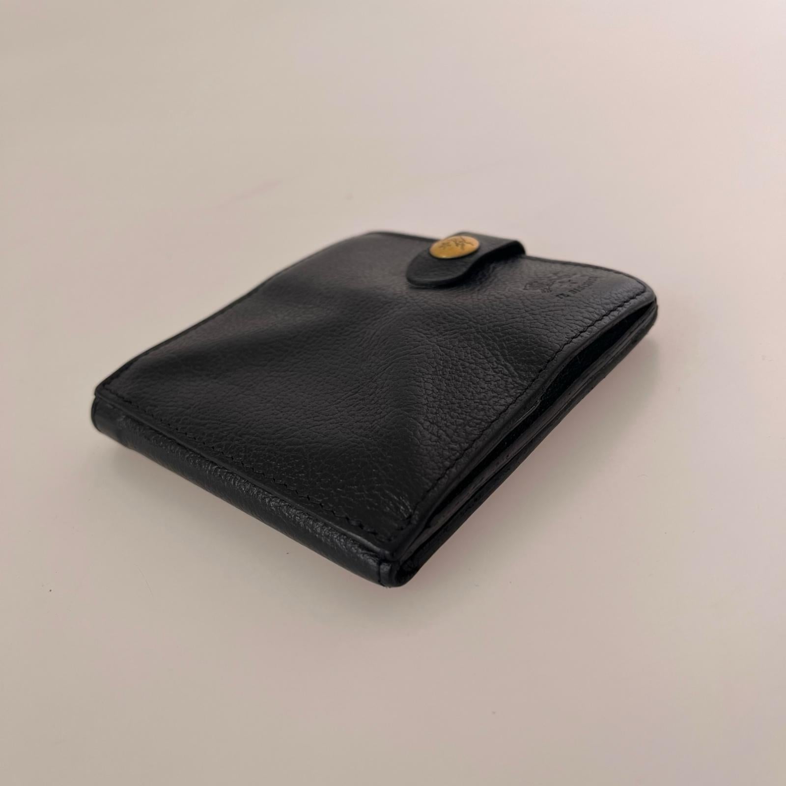 コンパクトウォレット レザー折り畳み財布　黒 ブラック