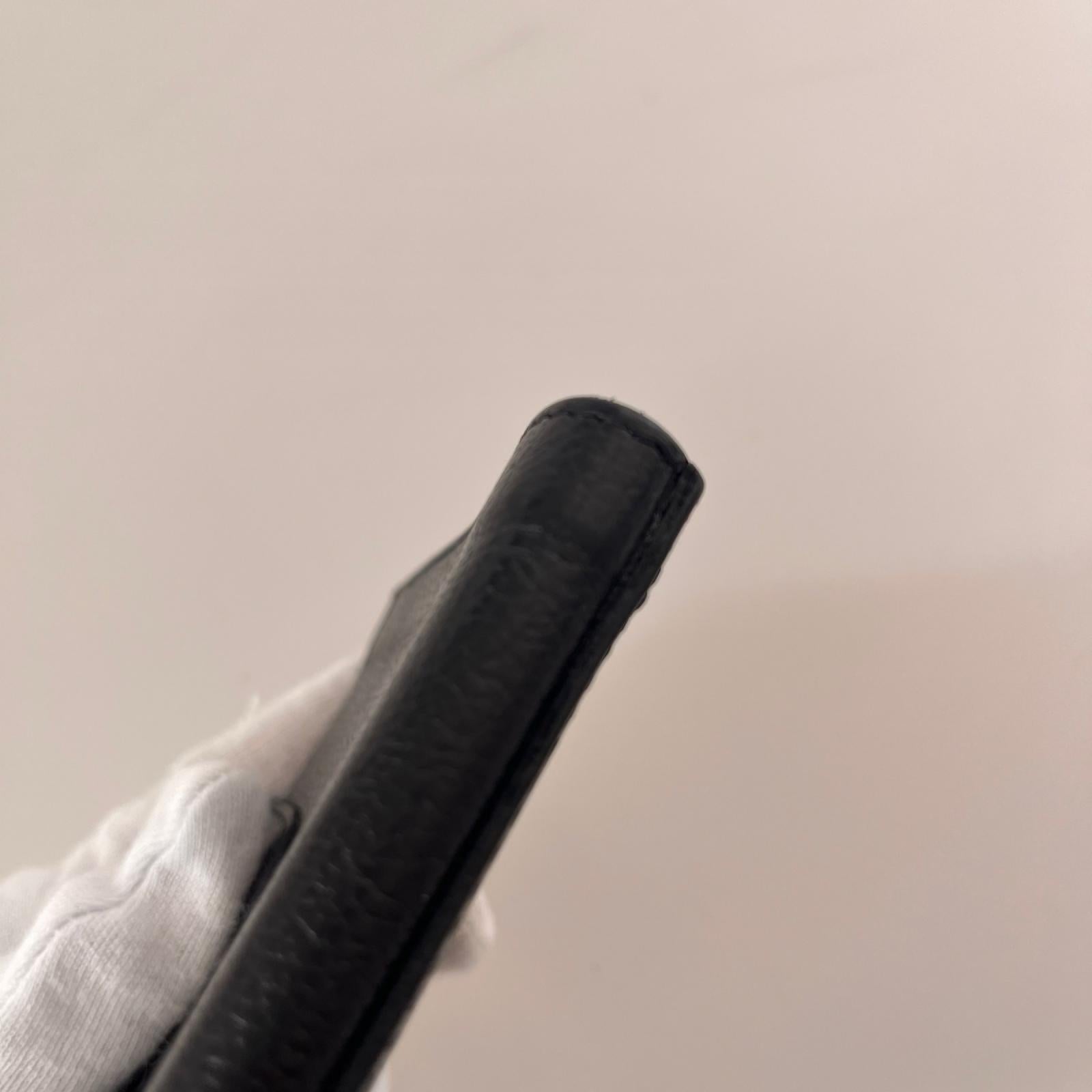 コンパクトウォレット レザー折り畳み財布　黒 ブラック