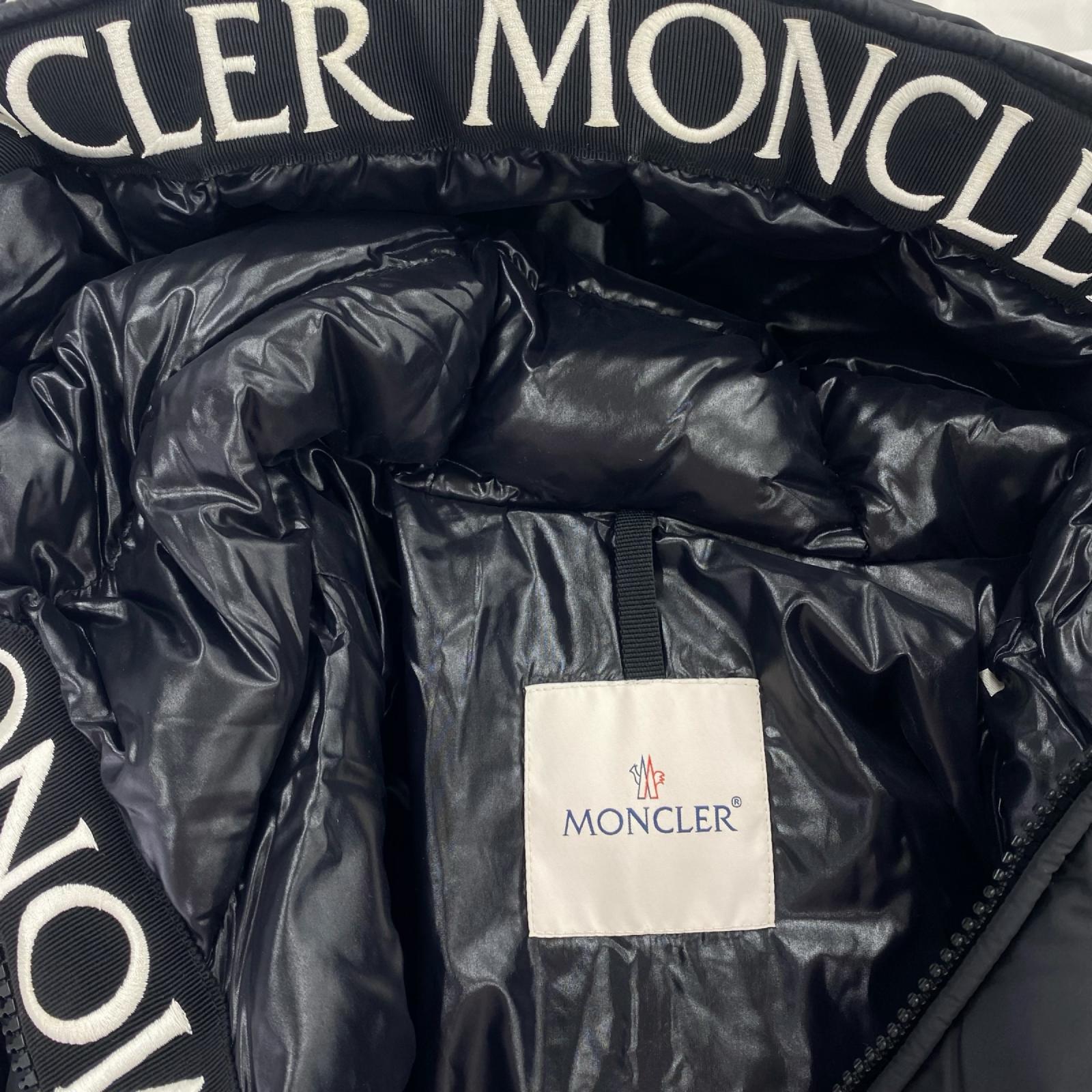 ダウンジャケット MONTCLA ﾀﾞｳﾝｼﾞｬｹｯﾄ ﾌﾞﾗｯｸ 3 ブラック