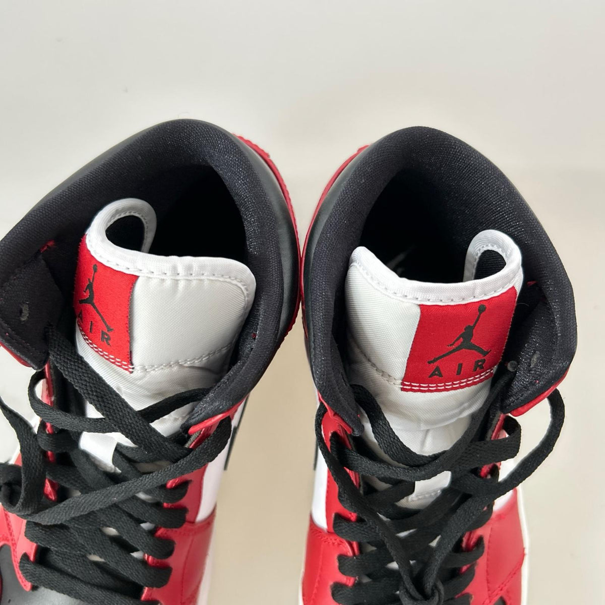 スニーカー AIR JORDAN 1 MID 554724-069 27.0cm 27cm (US9 UK8 1/2 EU44)