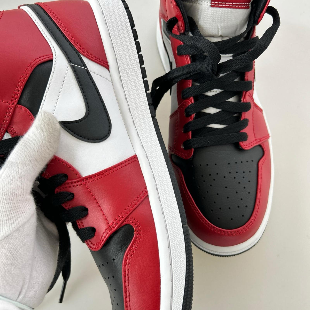 スニーカー AIR JORDAN 1 MID 554724-069 27.0cm 27cm (US9 UK8 1/2 EU44)
