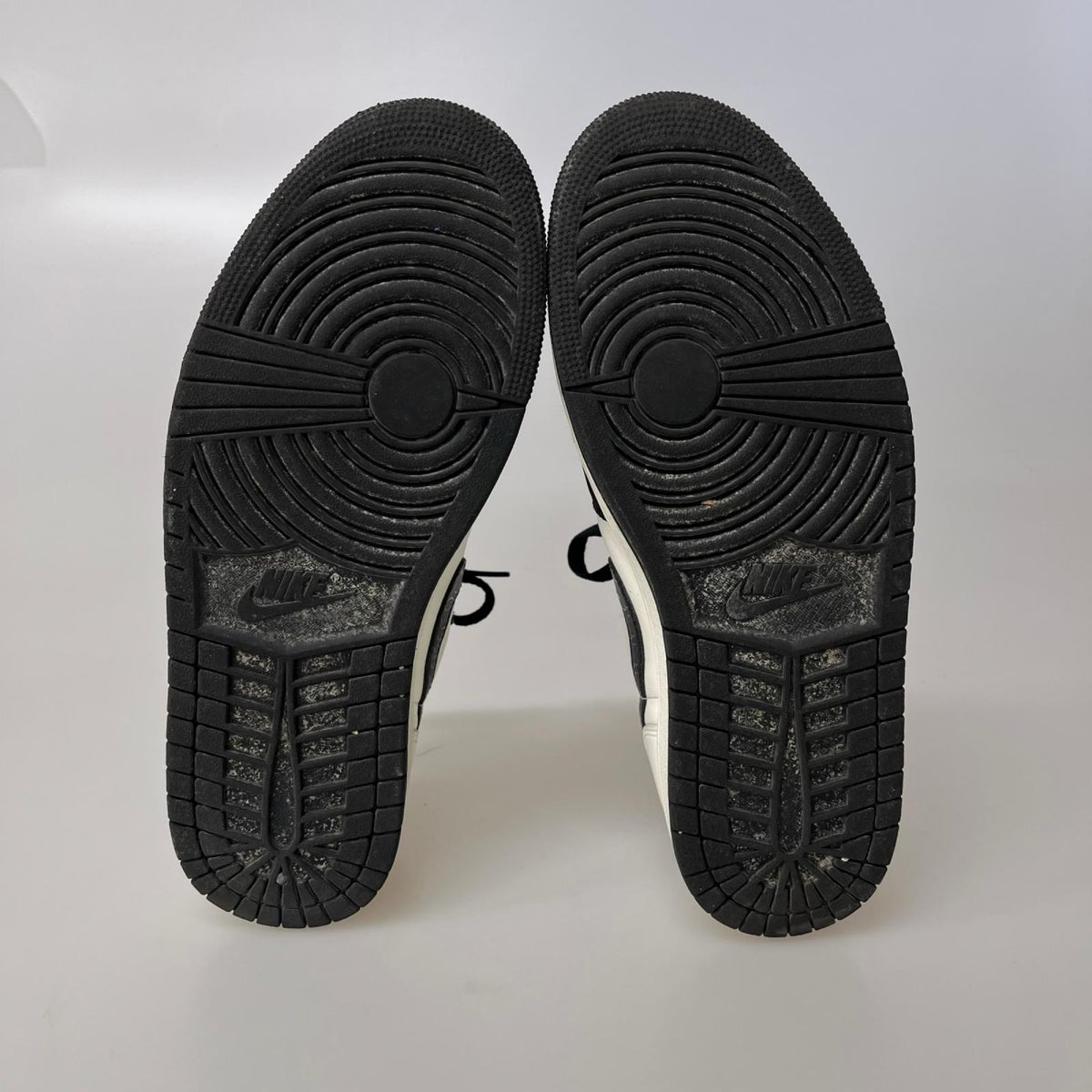 スニーカー HF8828-100 ｽﾆｰｶｰ 赤 (28.5) 28.5cm (US10 1/2 UK10 EU47)
