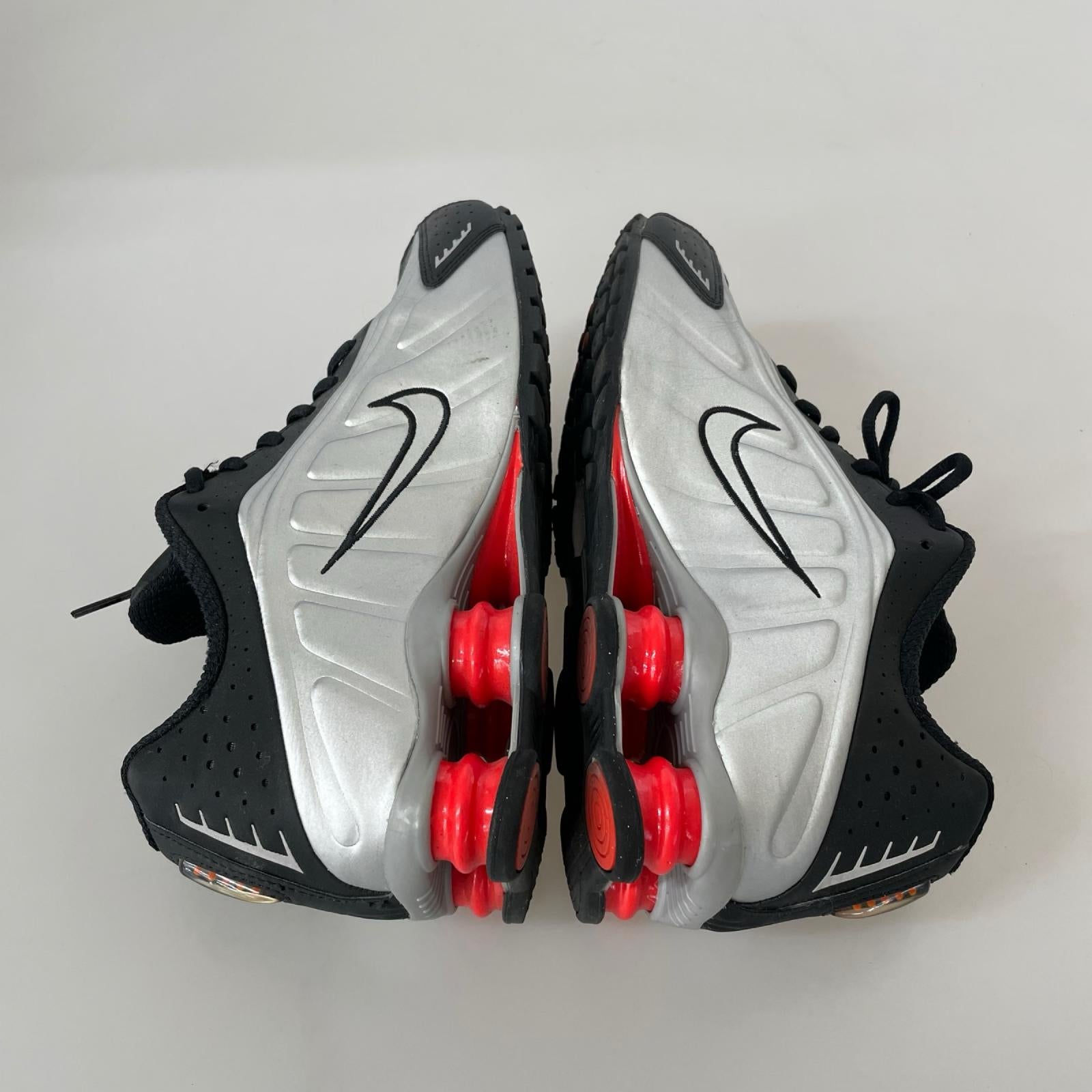 スニーカー Shox R4 OG Black Metallic Silver 26cm (US8 UK7 1/2 EU42)
