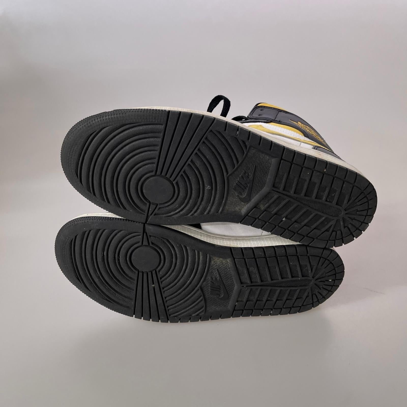 スニーカー AIR JORDAN 1 White/Pollen-Black 26.5cm 26.5cm (US8 1/2 UK8 EU43)