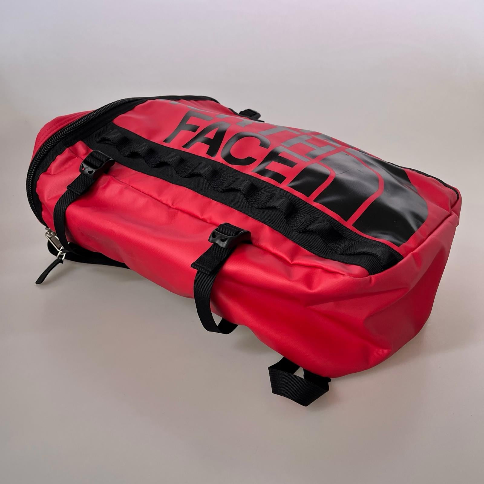 リュック・デイパック nm81357 ﾚｯﾄﾞ レッド