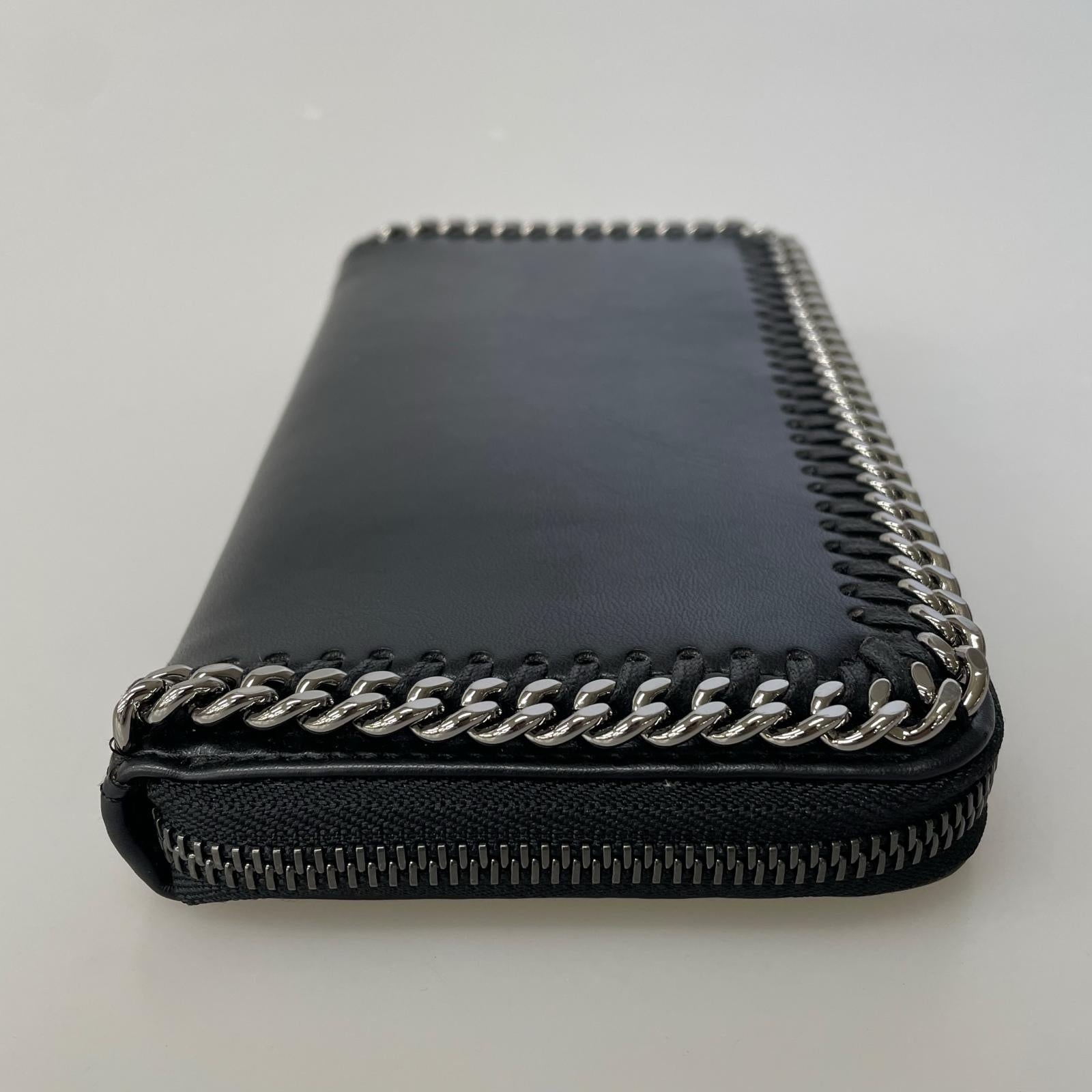 長財布 ﾗｳﾝﾄﾞｼﾞｯﾌﾟｳｫﾚｯﾄ　黒 ブラック