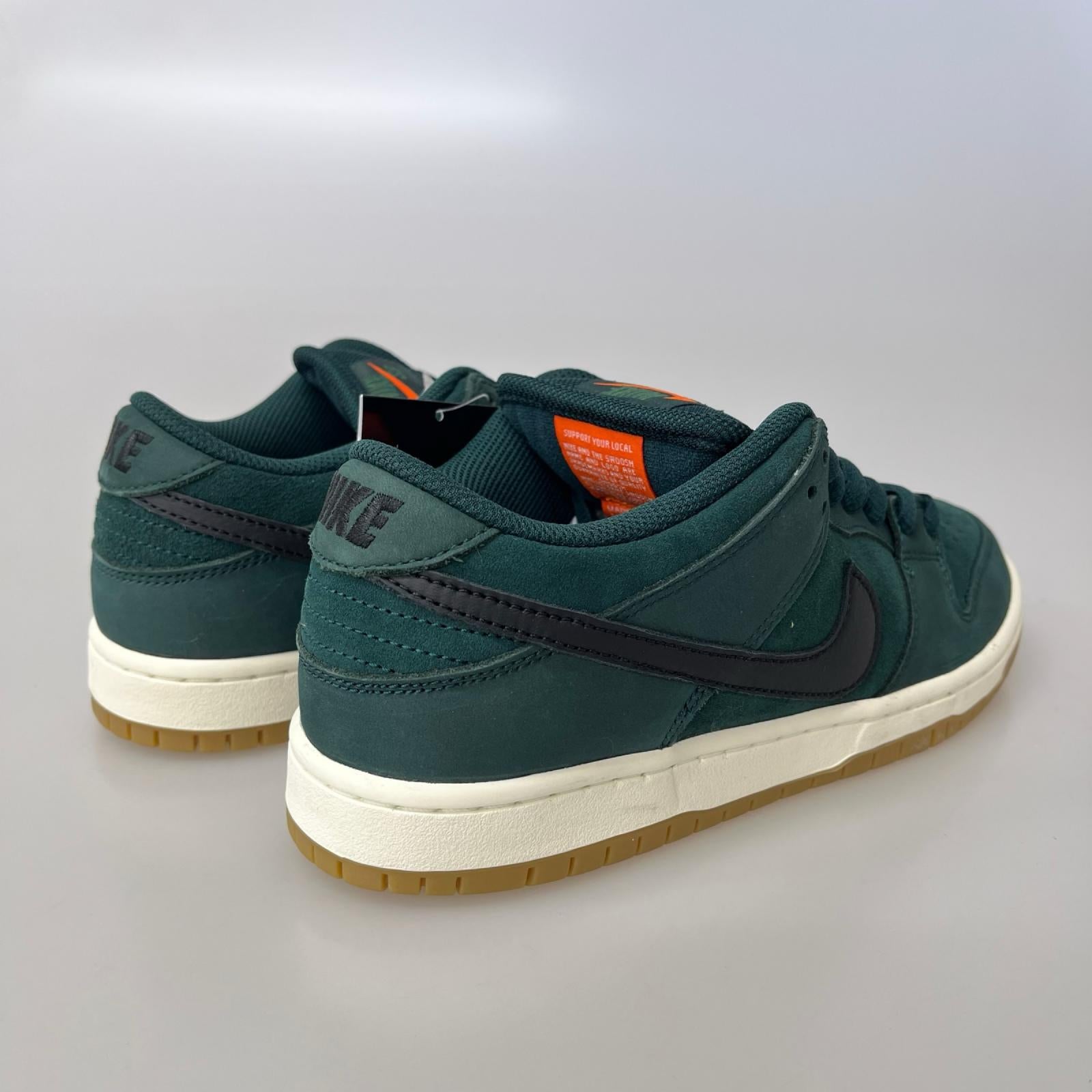スニーカー FJ1674-300 SB Dunk Low (26.5) 26.5cm (US8 1/2 UK8 EU43) グリーン