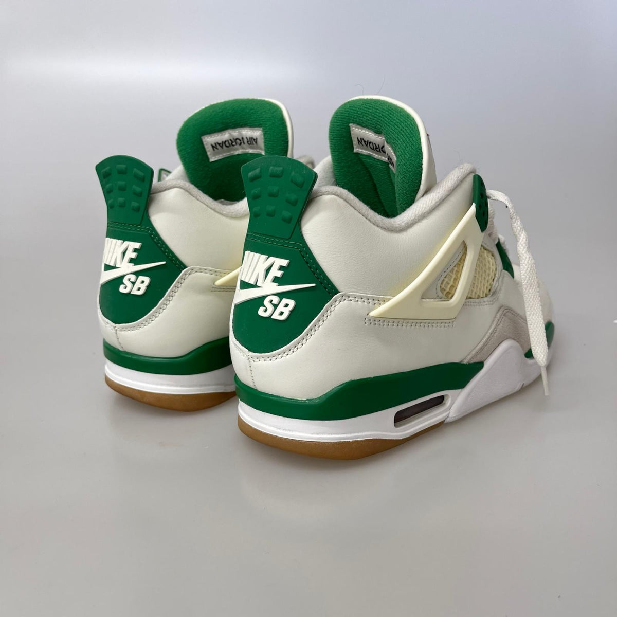 スニーカー SB Air Jordan 4 Retro SP (26.5) 26.5cm (US8 1/2 UK8 EU43) ホワイト