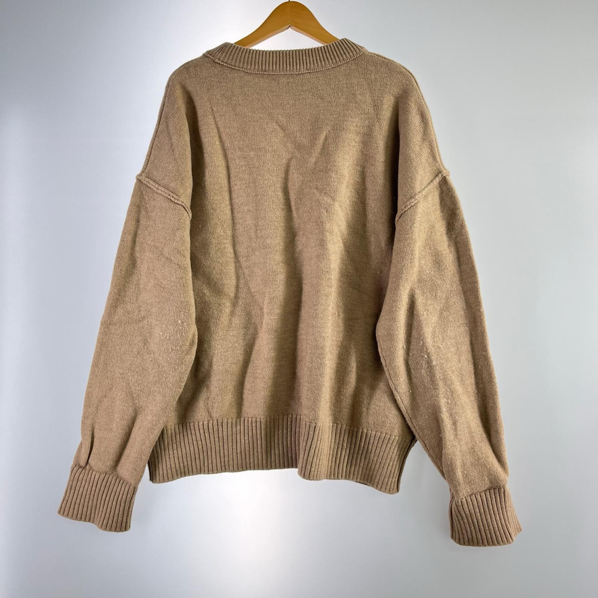 ニット AMI PARIS クールネックセーター ベージュ