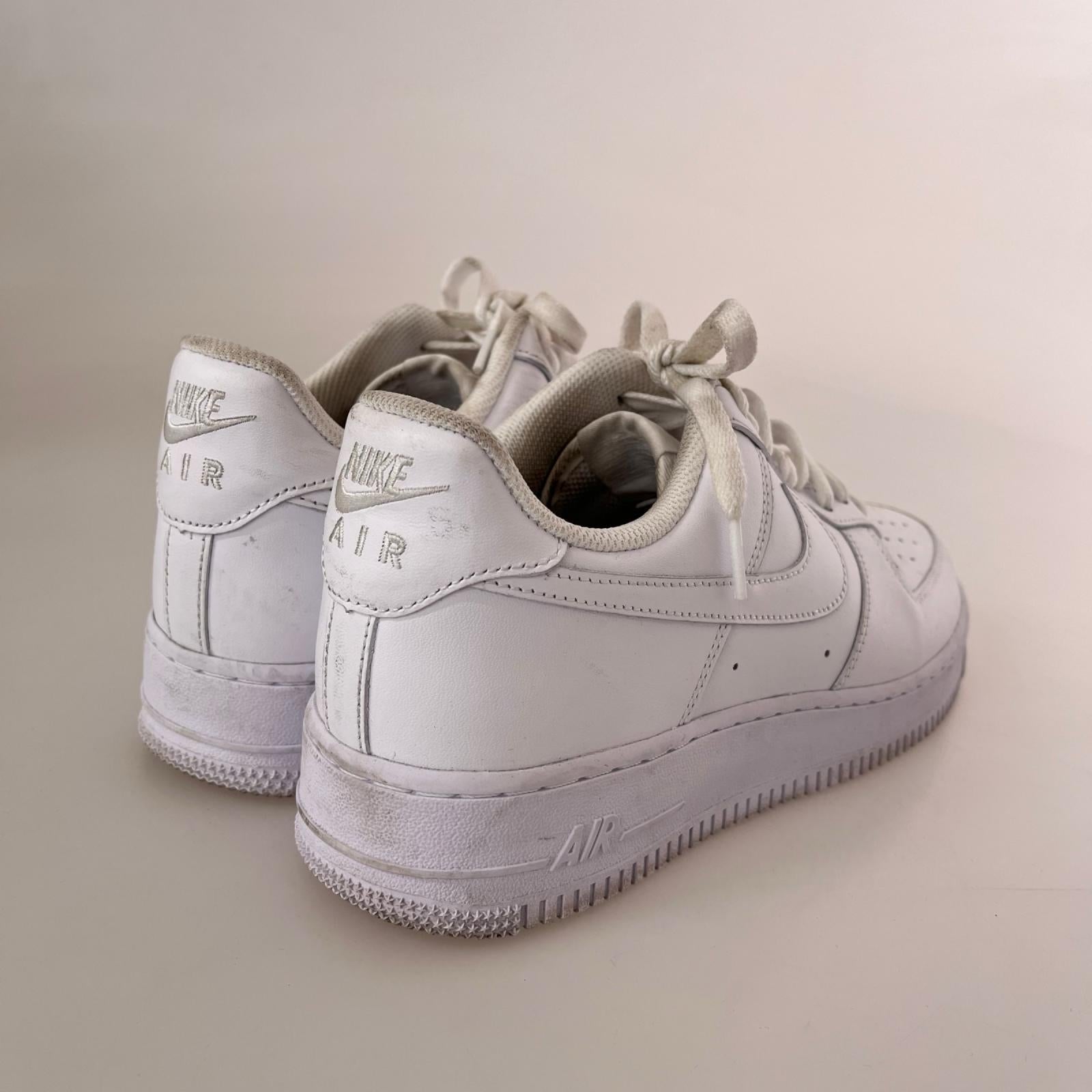 スニーカー Air Force 1 Low 07 白 (28.0) 28cm (US10 UK9 1/2 EU46) ホワイト