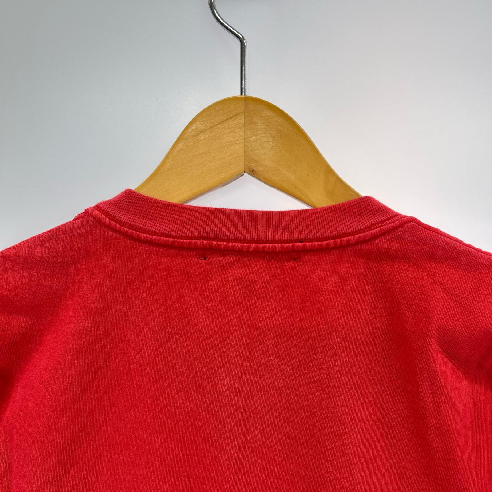 半袖Ｔシャツ UNDERCOVER 26SS ユーズド加工 ロゴプリント 胸ポケット Tee 2 レッド