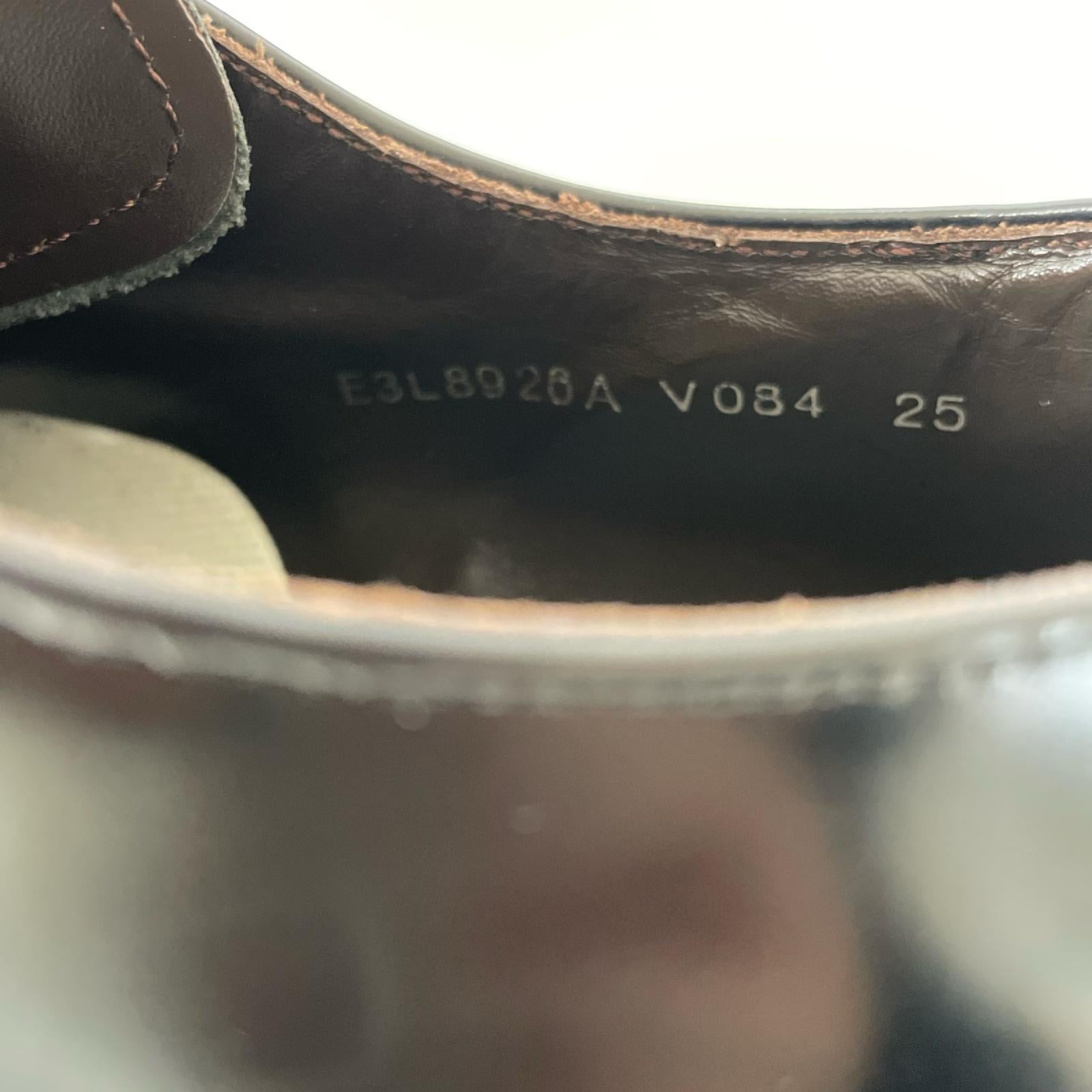 シューズ V084 25.0 25cm (US7 UK6 1/2 EU40) ブラック