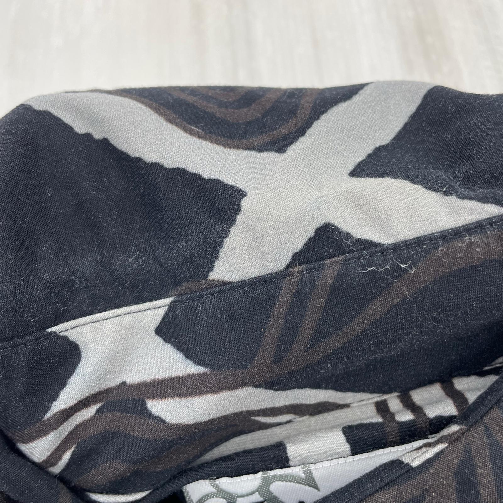 長袖シャツ Vivienne Westwood ｱｼﾝﾒﾄﾘｰｼｬﾂ 黒 46 ブラック