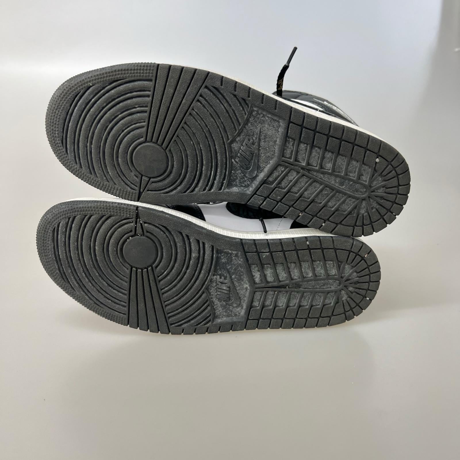 スニーカー AIR JORDAN 1 MID SE 黒 (26.5) 26.5cm (US8 1/2 UK8 EU43)
