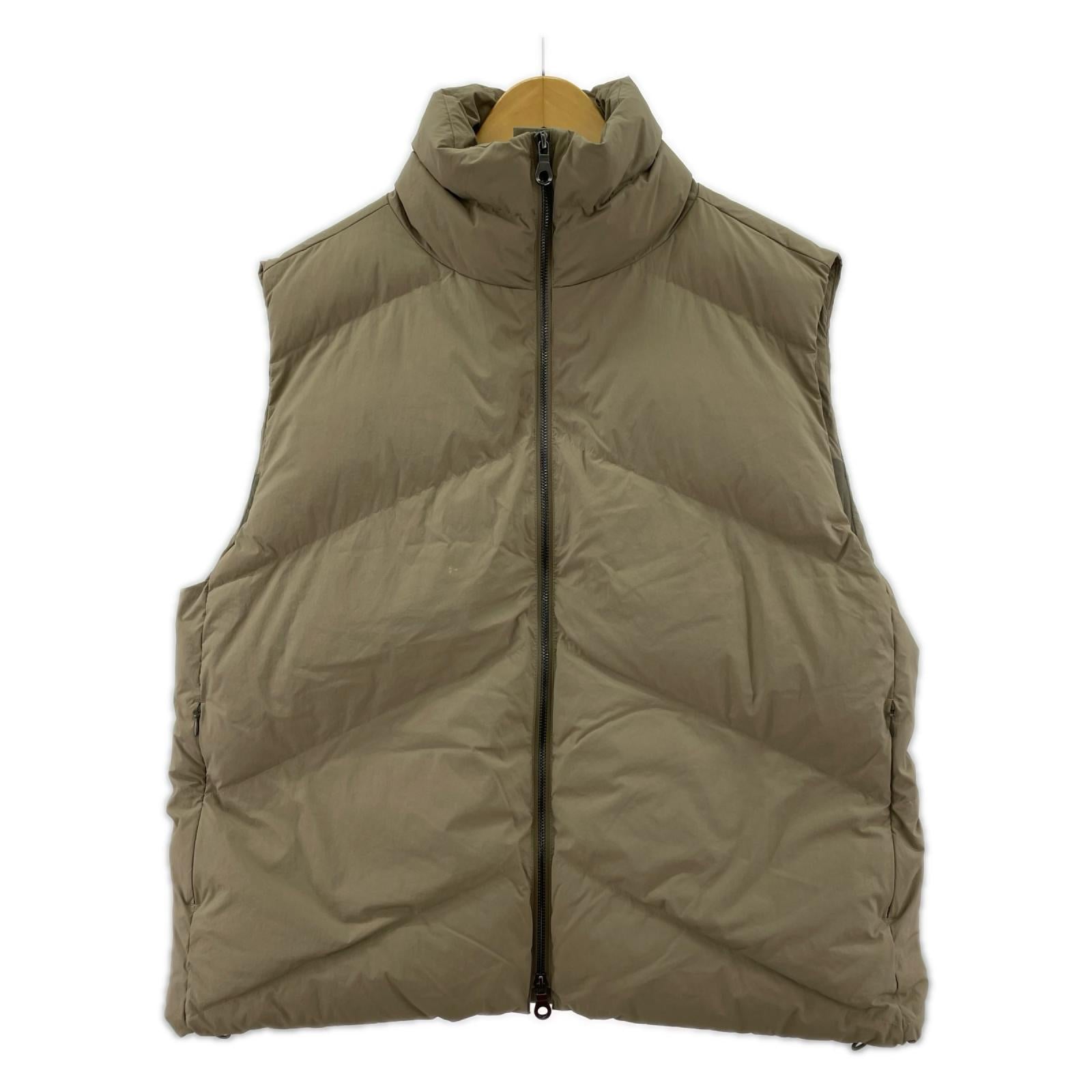 長袖シャツ TRAIT INJECTION ECODOWN VEST ﾍﾞｰｼﾞｭ (M) M ベージュ