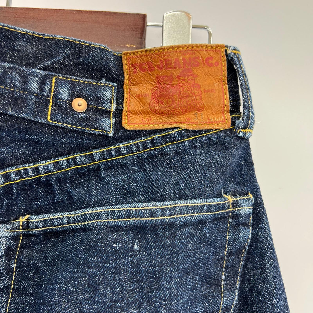 デニムパンツ TCB JEANS ｼﾝﾁﾊﾞｯｸ（W32） 31 ネイビー