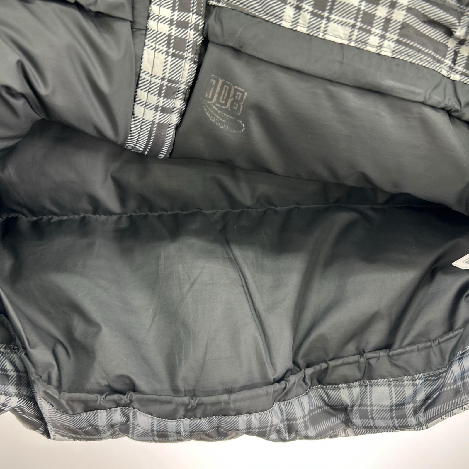ダウンジャケット NIKE ACG ﾁｪｯｸﾀﾞｳﾝｼﾞｬｹｯﾄ 黒 (S) S ブラック