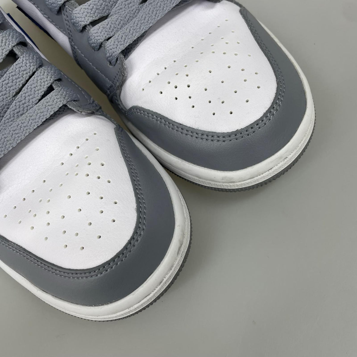 スニーカー WMNS AIR JORDAN 1 LOW 27CM 27cm (US9 UK8 1/2 EU44)